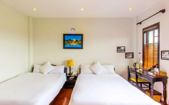 Riverside Impression Villa