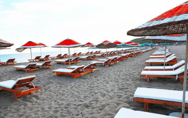 Suna Beach Kefaloz