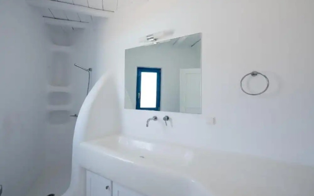 Mykonian Private 2 Bd Villa with Pool