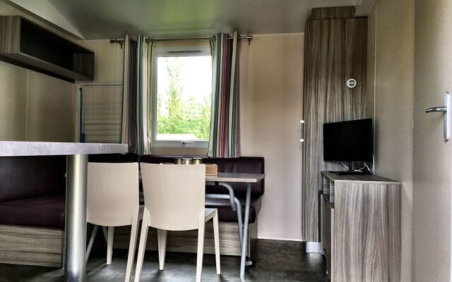 Comfortable, Carefully Furnished Chalet, Near the Wadden Sea