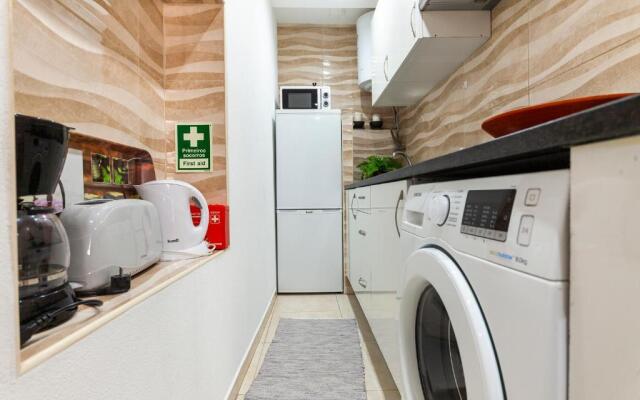 A40 - Castle Arch Studio