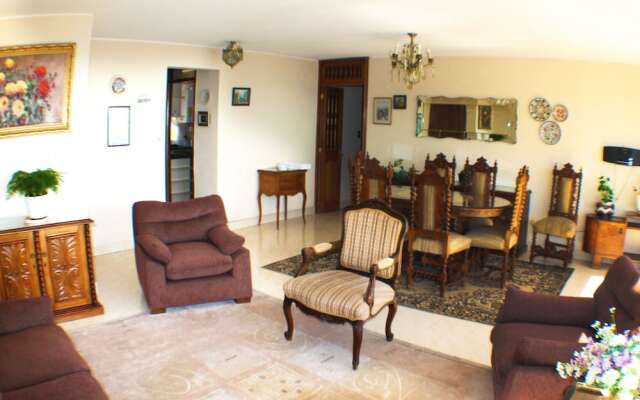 Oceana Suites Alessandri