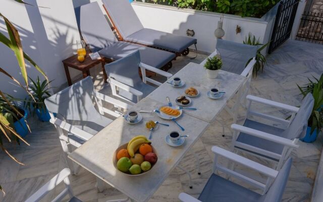 Hydra's Pearl - Blue Pearl