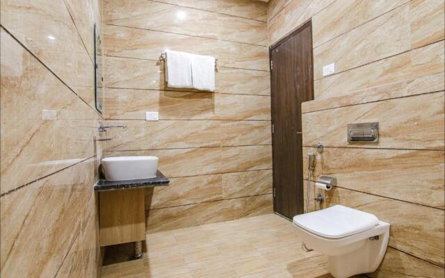 Fabhotel Suman Castle