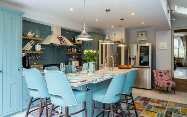 Immaculate Designer Home in Wandsworth