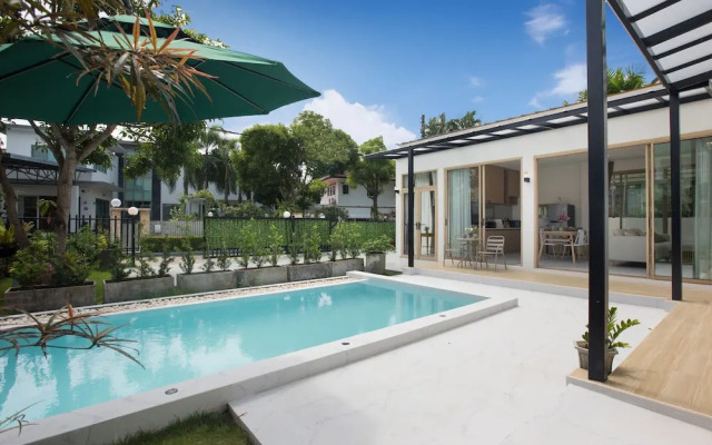 Tropical Life at Seamate 2BR Pool Villa