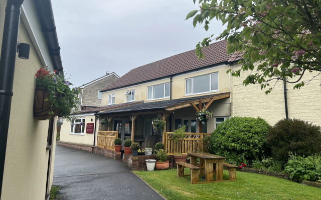 The Lawns Tea Room and B&B