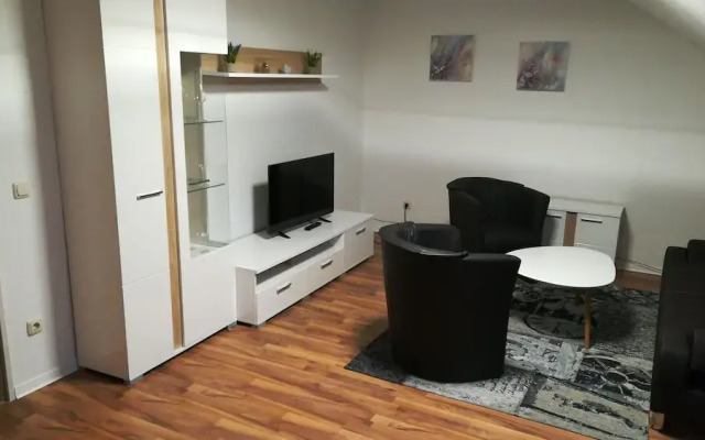 Apartment 28OM