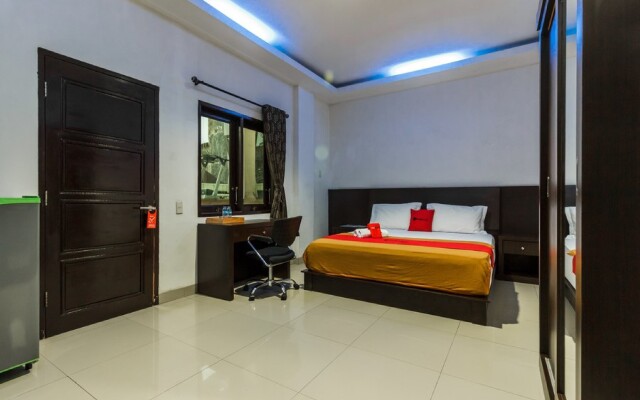 RedDoorz Premium @ Ampera Raya 2