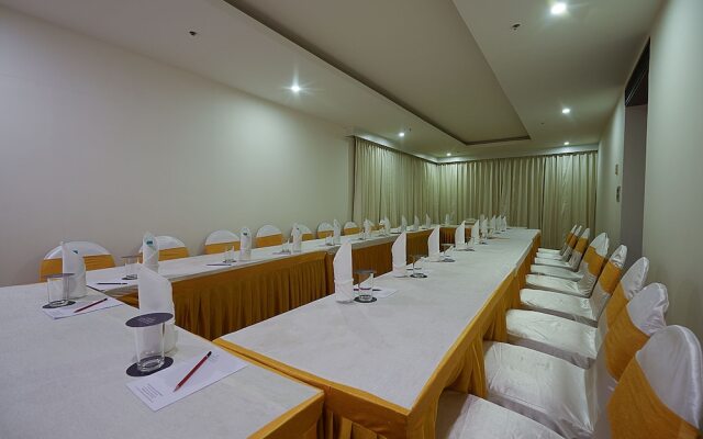 Grand Continent Malleshwaram A Sarovar Portico Affiliate Hotel