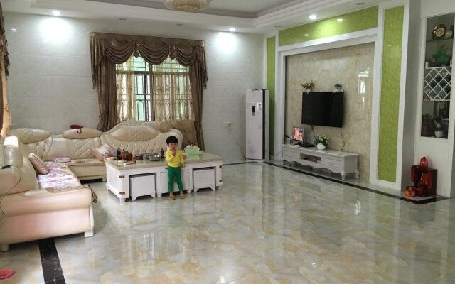 Shuangyuewan Happy Inn