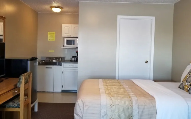 Athabasca Lodge Motel
