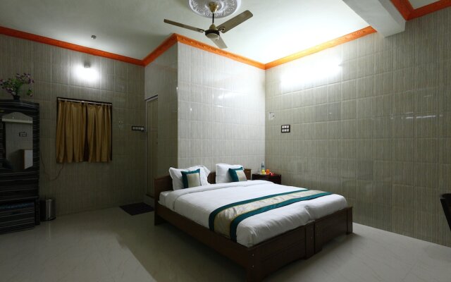 OYO 7747 SS Residency