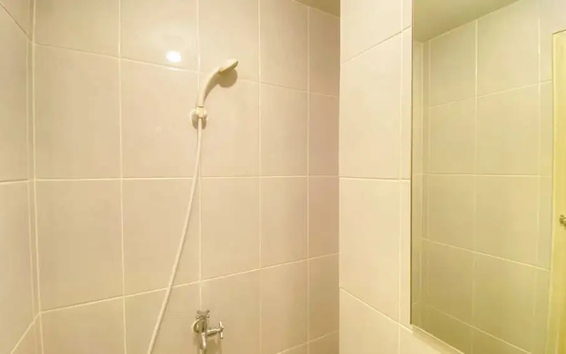 Great Deal And Scenic Studio At Tokyo Riverside Pik 2 Apartment – Bathroom – Jakarta