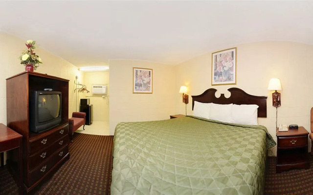 Best Budget Inn