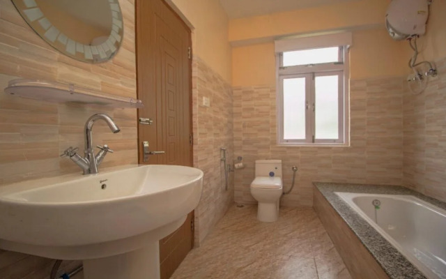 Ga Zum Residency By OYO Rooms