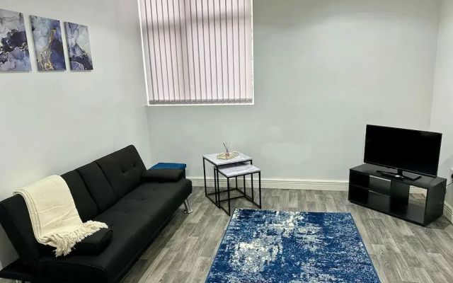 Broad Street, Wolverhampton - 2 Bedroom Apartment