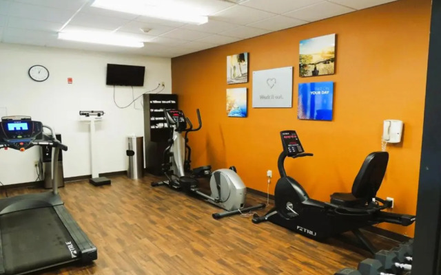 Comfort Suites Twinsburg