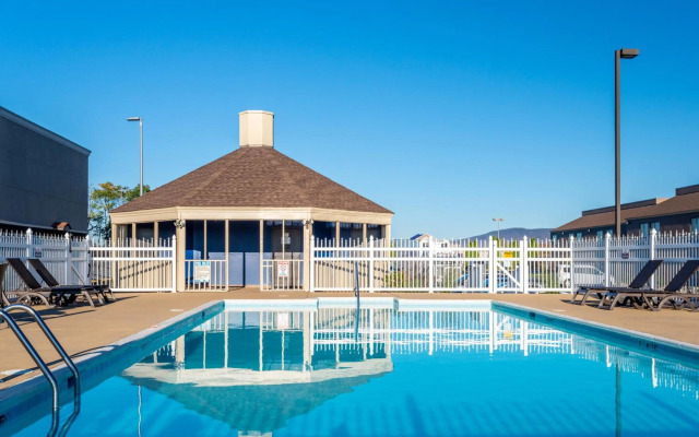 Clarion Pointe Harrisonburg