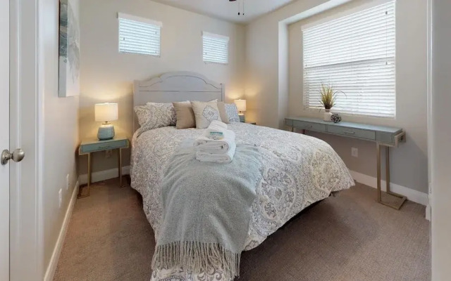 Endless Adventures 4 Bedroom Apts by RedAwning
