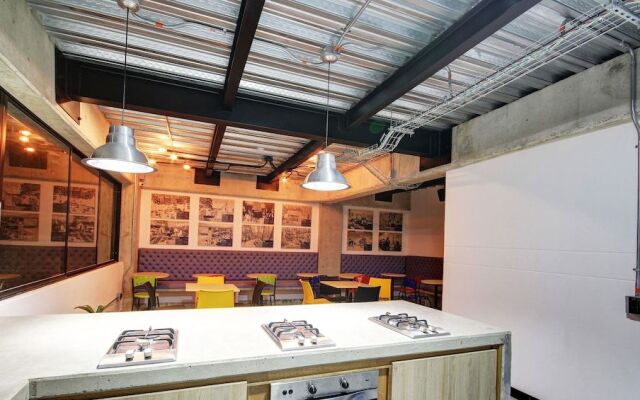 Los Patios Hostel