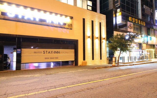 hotelImage
