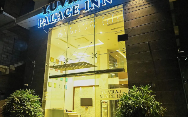 hotelImage