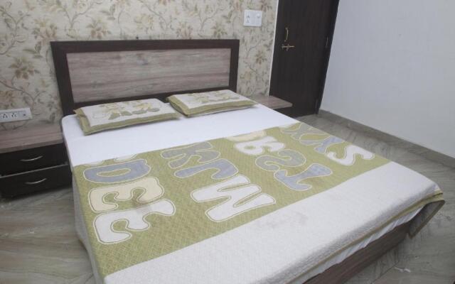 Alakhnanda Guest House