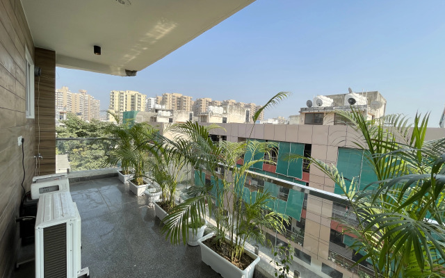 Private 3Bhk Apartment In Ardeecity By Bedchambers