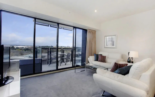 Southbank Apartments- Gallery Towers