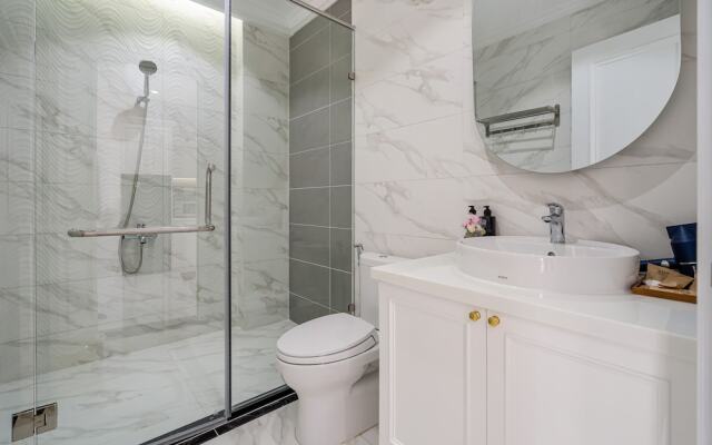 The Royal Hotel Apartment - Phu My Hung