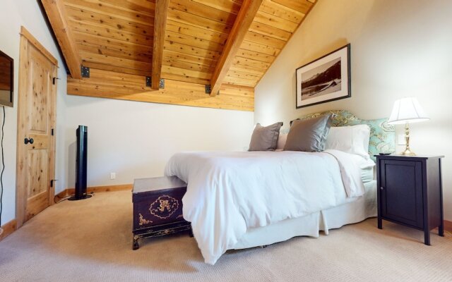 Val DIsere 9 Spacious and Walk to The Village, Washer Dryer, Gas Grill, Master Suites and More by RedAwning