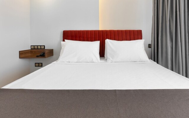 Citrus Luna Suite