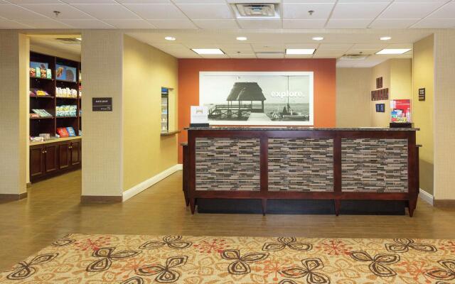 Hampton Inn Suites Jacksonville Airport