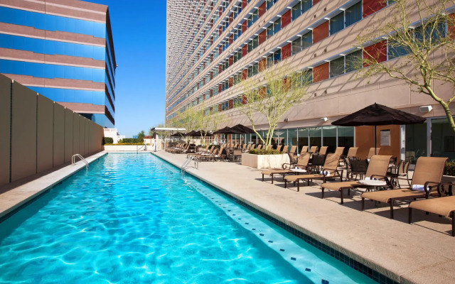 Sheraton Phoenix Downtown
