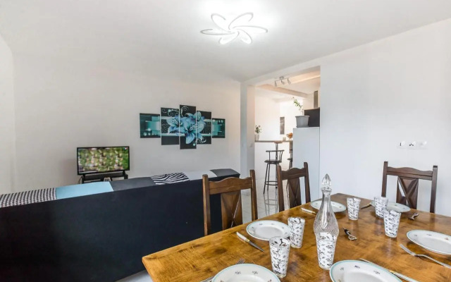 T2 bis lumineux avec parking privé * WIFI*NETFLIX*