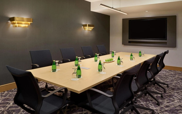 Sheraton Ottawa Hotel