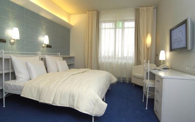 EA Chateau Hotel Sychrov