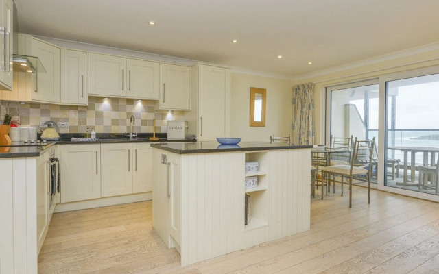 12 Burgh Island Causeway