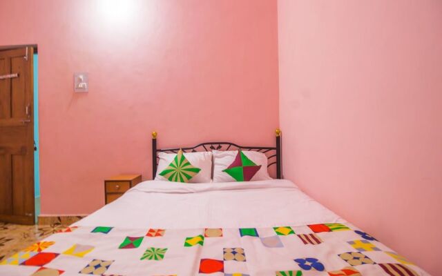 OYO 17410 Home 2BHK Goan Villa Calangute Beach