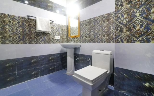 FabHotel Castle Rock Vashisht