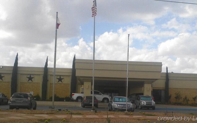 Grand Texan Hotel and Convention Center