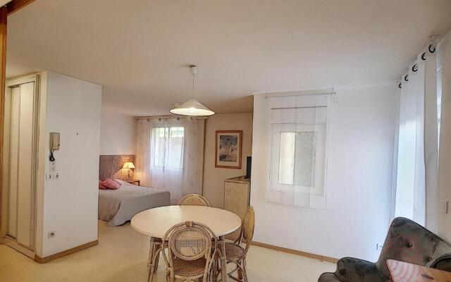 Appartement Lamalou-les-Bains, 1 pièce, 2 personnes - FR-1-451-67