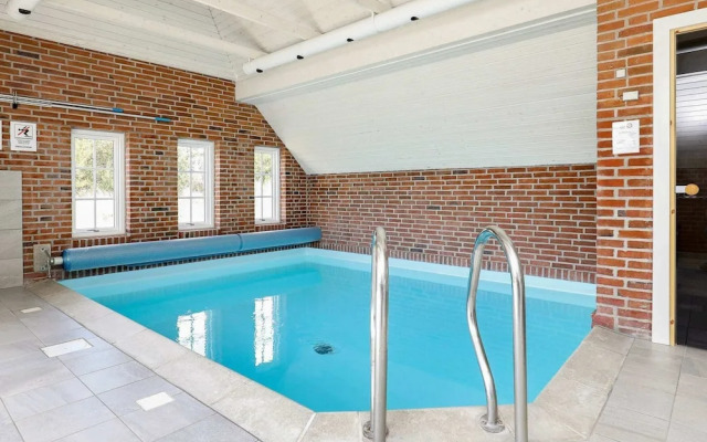12 Person Holiday Home in Ringkobing