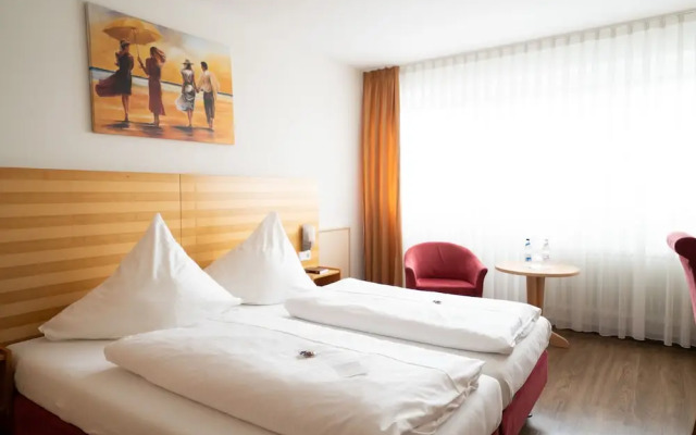 ates Hotel Straßburg - Kehl