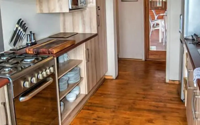 Sevens Guest House