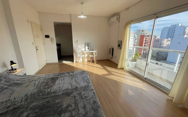 Bright Retreat Modern Temporary Rental in Caballito