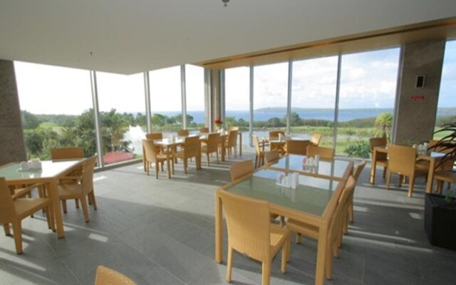 LaoLao Bay Golf & Resort