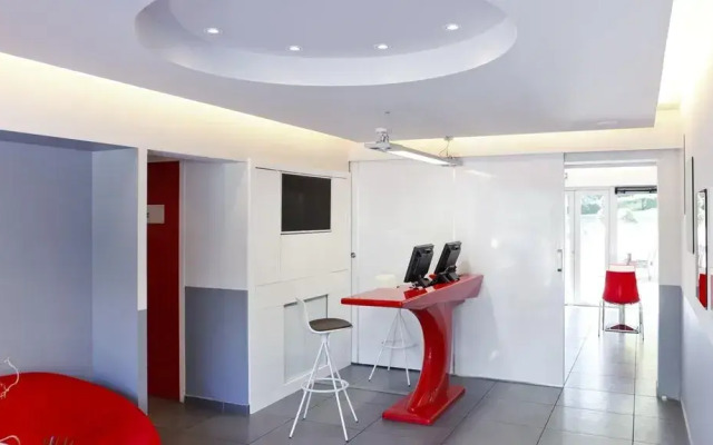 Kyriad Lyon Sud Sainte Foy