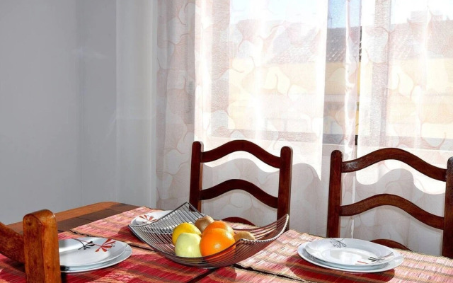 Apartment With Large Balcony and sea View